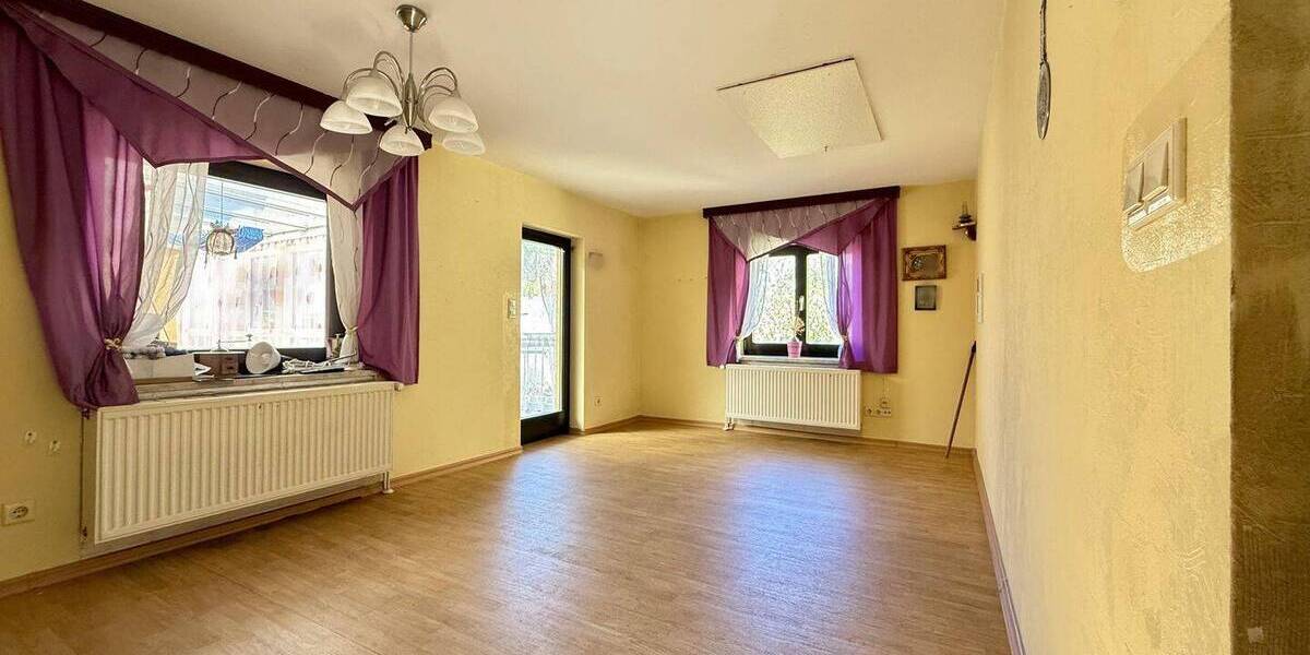 Mehrfamilienhaus, Wohnhaus Eckartsberga - 1 Zimmer, 319 m&sup2;, 169.000&euro; | Angebot:26696950