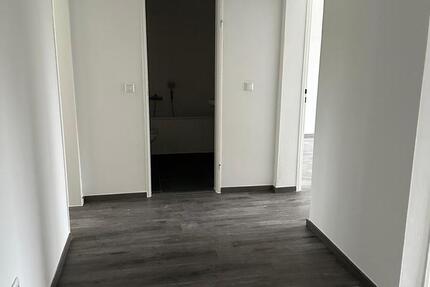 Frisch ren. 3-Zimmer-Wohnung in Dillenburg 35683,Driedorfstraße 2