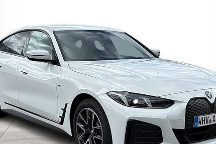 BMW i4 5.900 km 53.990 € Wilhelmshaven 26389