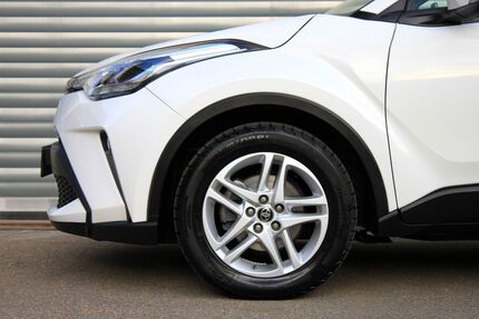 Toyota C-HR 84.250 km 15.780 &euro; Sindelfingen 71065