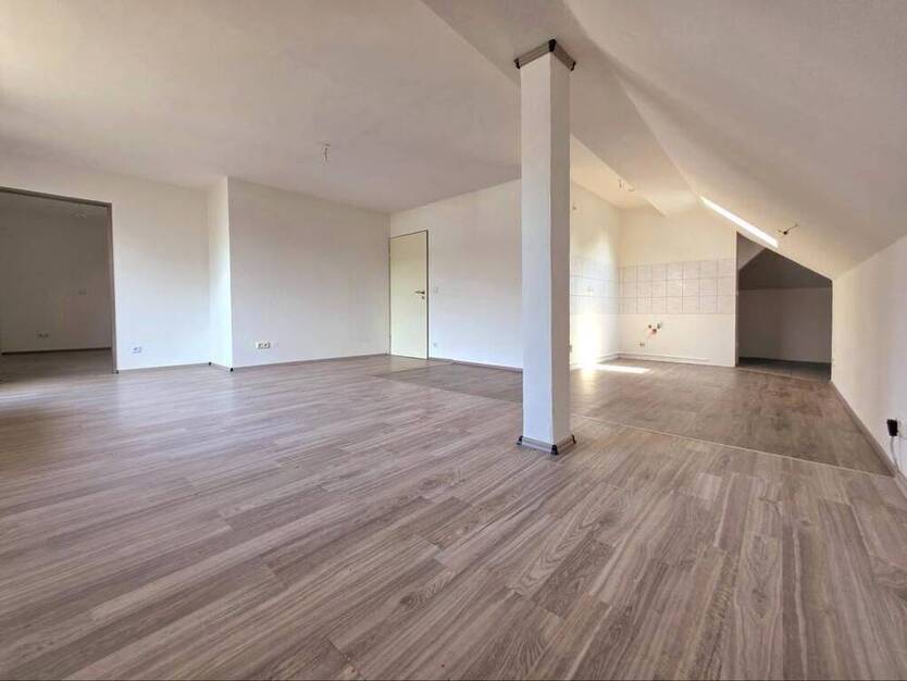 Schönes Dachstudio mit Loggia in Gladbeck-Brauck in Grünlage