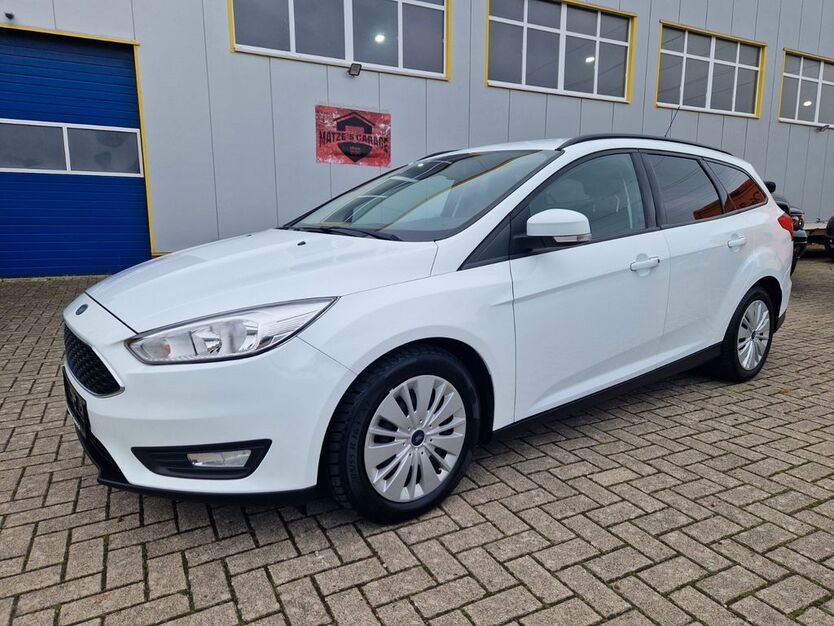 Ford Focus 151.500 km 6.999 € Barnstorf 49406