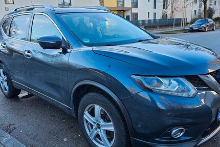 Nissan X-Trail 144.000 km 15.500 &euro; München 81671