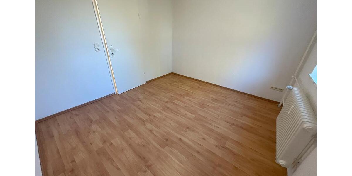 Etagenwohnung Brunsbüttel - 3 Zimmer, 77 m&sup2;, 539&euro; | Angebot:26365507