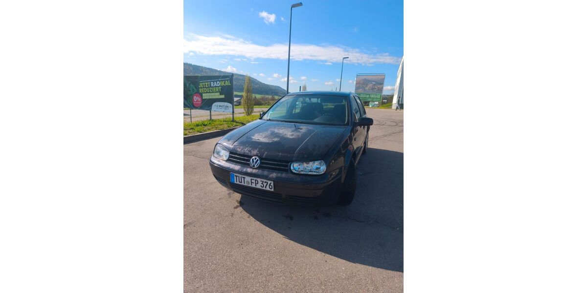 VW Golf 147.000 km 2.600 &euro; Rietheim weilheim 78604