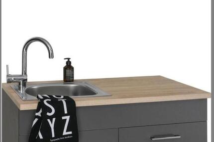 2-Zimmer Dachgeschoßwohnung für Student in zu vermieten