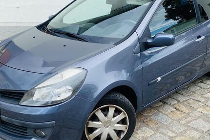 Renault Clio 107.806 km 1.900 € Dresden 01257