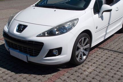 Peugeot 207 76.000 km 9.490 &euro; Würzburg-Zell 97082