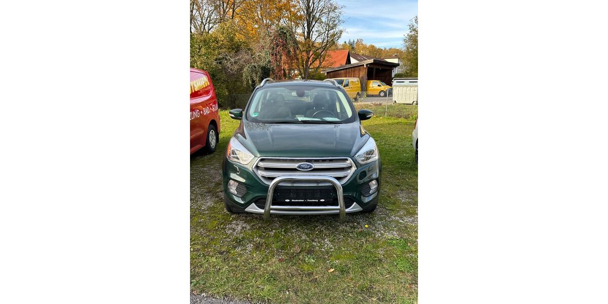 Ford Kuga 132.000 km 12.999 &euro; Trostberg 83308