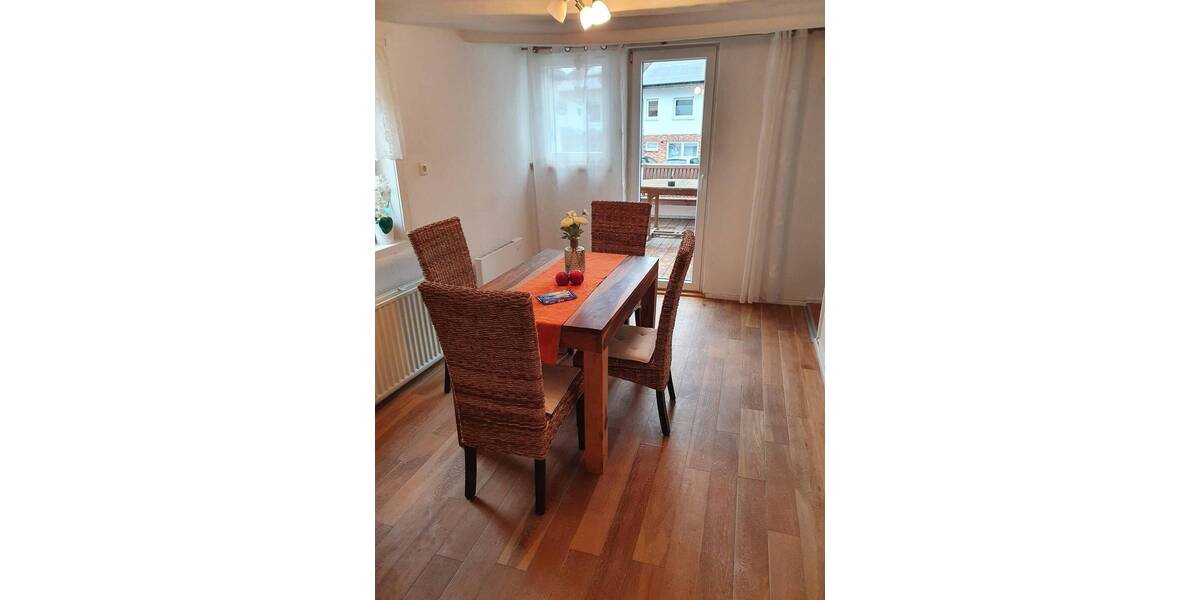 Mehrfamilienhaus, Wohnhaus Homberg - 7 Zimmer, 190 m&sup2;, 225.000&euro; | Angebot:25693035