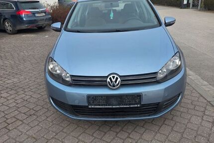 VW Golf 231.000 km 3.100 &euro; Rosenheim 83026