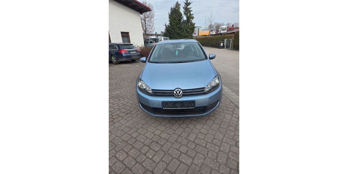 VW Golf 231.000 km 3.100 &euro; Rosenheim 83026