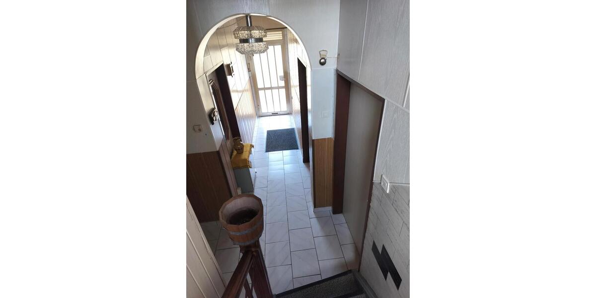 Einfamilienhaus Zemmer - 7 Zimmer, 180 m&sup2;, 150.000&euro; | Angebot:26338352