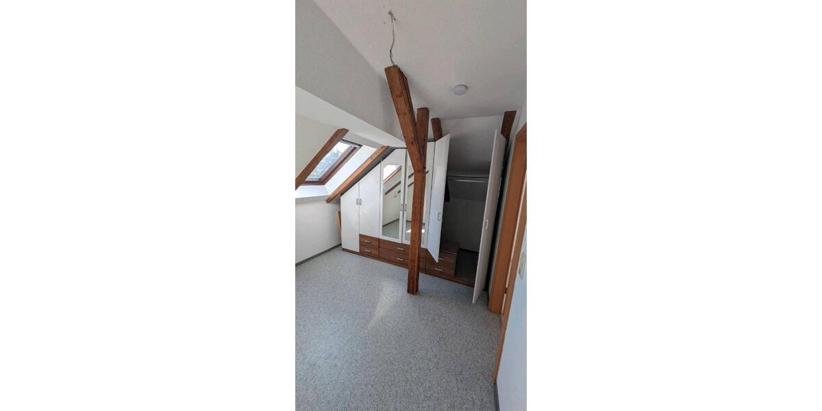 Dachgeschoßwohnung Olbernhau - 2 Zimmer, 38 m&sup2;, 226&euro; | Angebot:26385255
