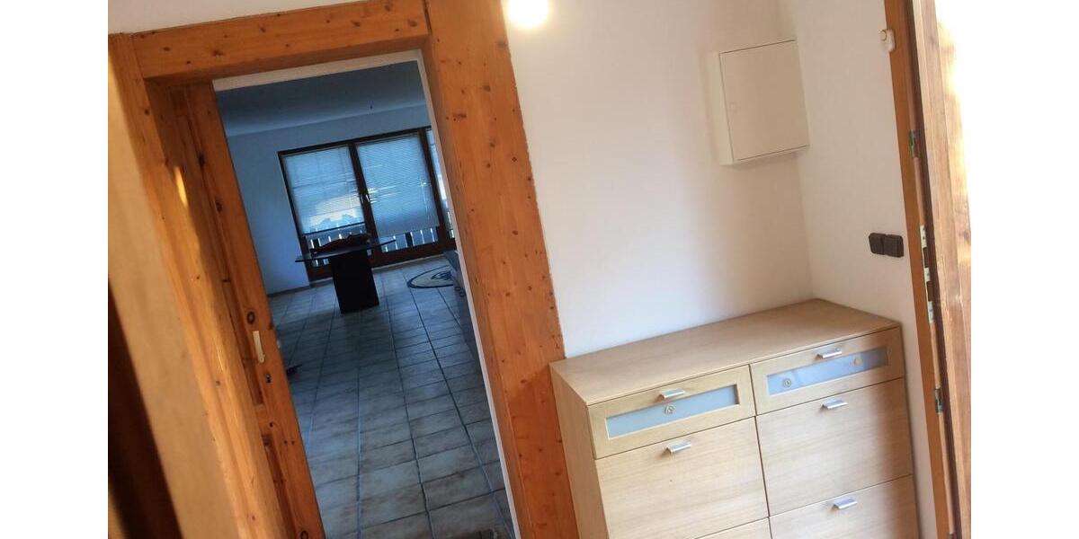 Hochparterre Finnentrop - 1 Zimmer, 62 m&sup2;, 610&euro; | Angebot:26178521
