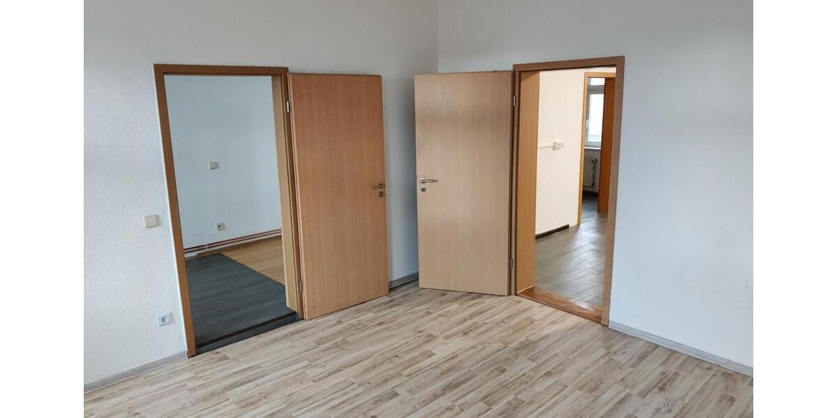 Etagenwohnung Pasewalk - 3 Zimmer, 51 m&sup2;, 310&euro; | Angebot:26326489