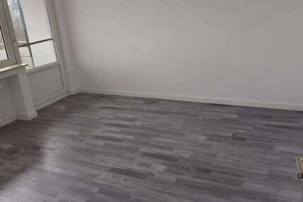 Wohnung Bergneustadt - 3 Zimmer, 59 m&sup2;, 76.000&euro; | Angebot:25216158