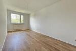 Dachgeschoßwohnung Aue-Bad Schlema Bad Schlema - 3 Zimmer, 84 m&sup2;, 260&euro; | Angebot:26251360