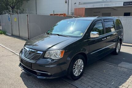 Lancia Voyager 152.000 km 11.900 &euro; Berlin 12359