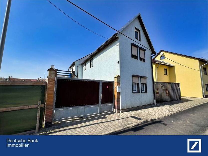 Charmantes Einfamilienhaus mit Potenzial in Remstädt