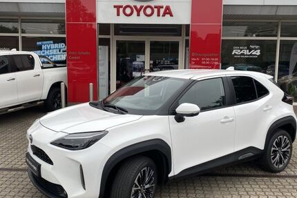 Toyota Yaris Cross 28.254 km 24.440 € Ruhland 01945