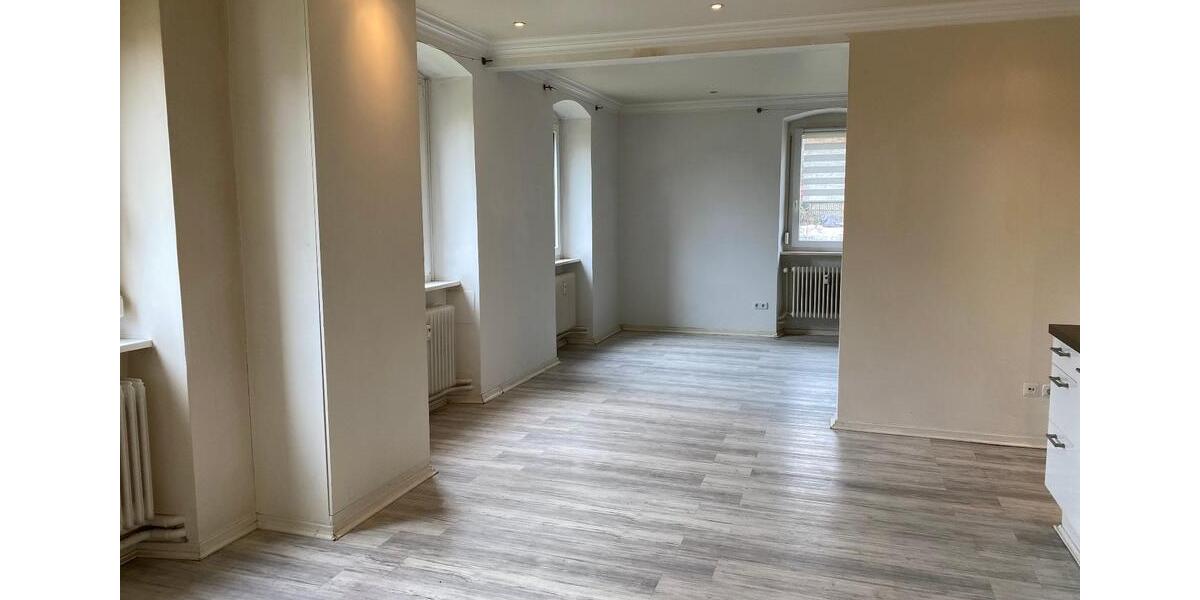 Geräumige 2-Zimmer Wohnung in ruhiger und zentraler Lage von Haßfurt inkl. Garten 2 zimmer