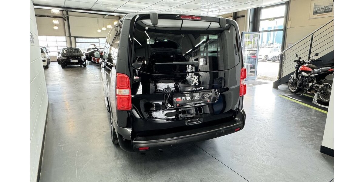 Peugeot Traveller BlueHDI 180 Allure L3 8 Sitze Massage 124.300 km 28.290 &euro; Lich 35423