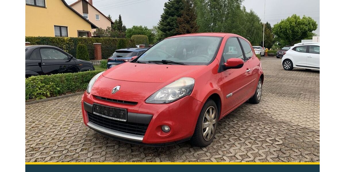 Renault Clio 112.468 km 1.790 &euro; Chemnitz 09113