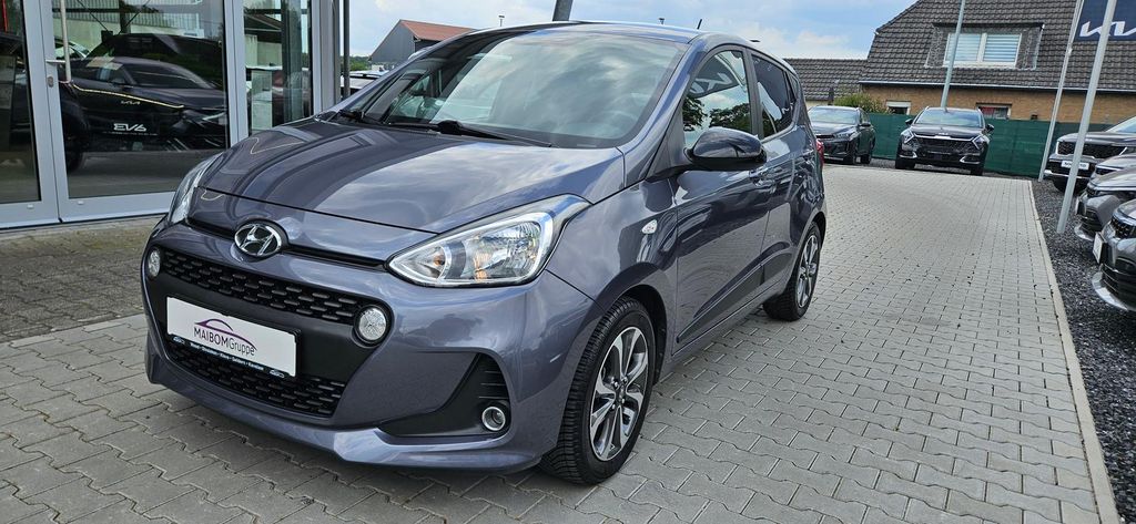 Hyundai i10 74.288 km 9.690 &euro; Bedburg-Hau 47551