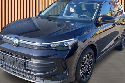 VW Tiguan 24.829 km 33.980 € Dresden 01328