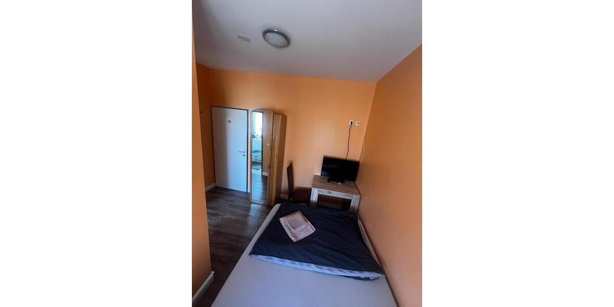 Wohnen auf Zeit Pöttmes - 3 Zimmer, 8 m&sup2;, 10&euro; | Angebot:24753125