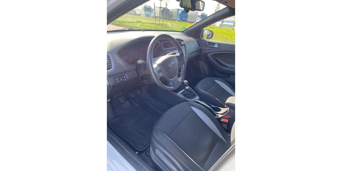 Hyundai i20 59.500 km 9.800 &euro; Hanau 63450