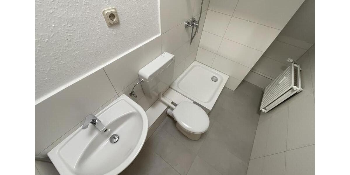 Dachgeschoßwohnung Bremerhaven - 3 Zimmer, 67 m&sup2;, 429&euro; | Angebot:26542798