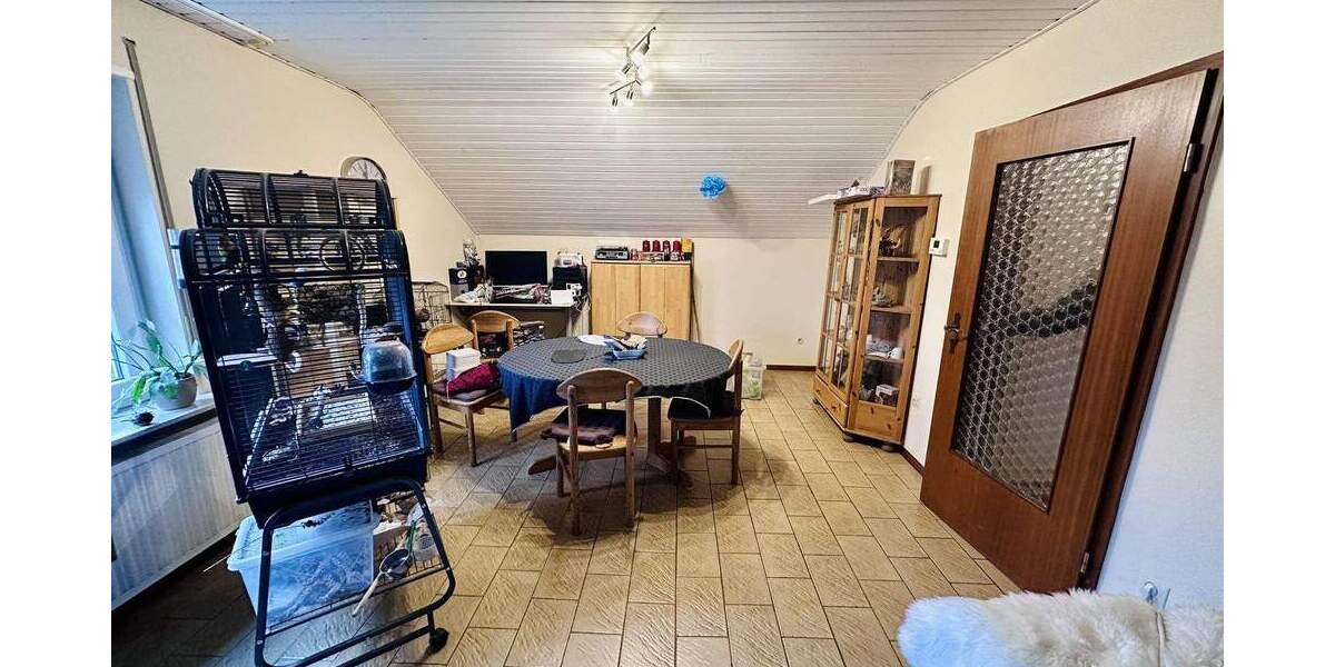 Bruchmühlbach - Miesau - Gepflegte 3 Zimmer Eigentumswohnung im DG 3 zimmer