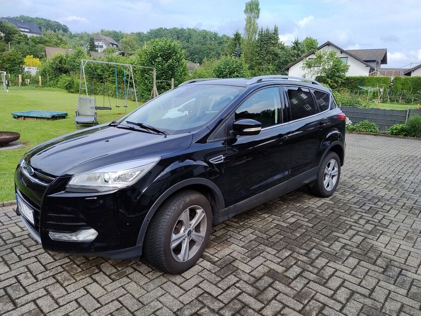 Ford Kuga 163.000 km 13.100 € Reichshof 51580