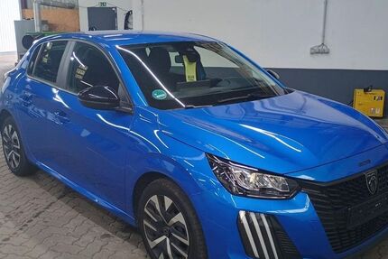 Peugeot 208 66.123 km 10.999 &euro; Frankfurt am Main 65933