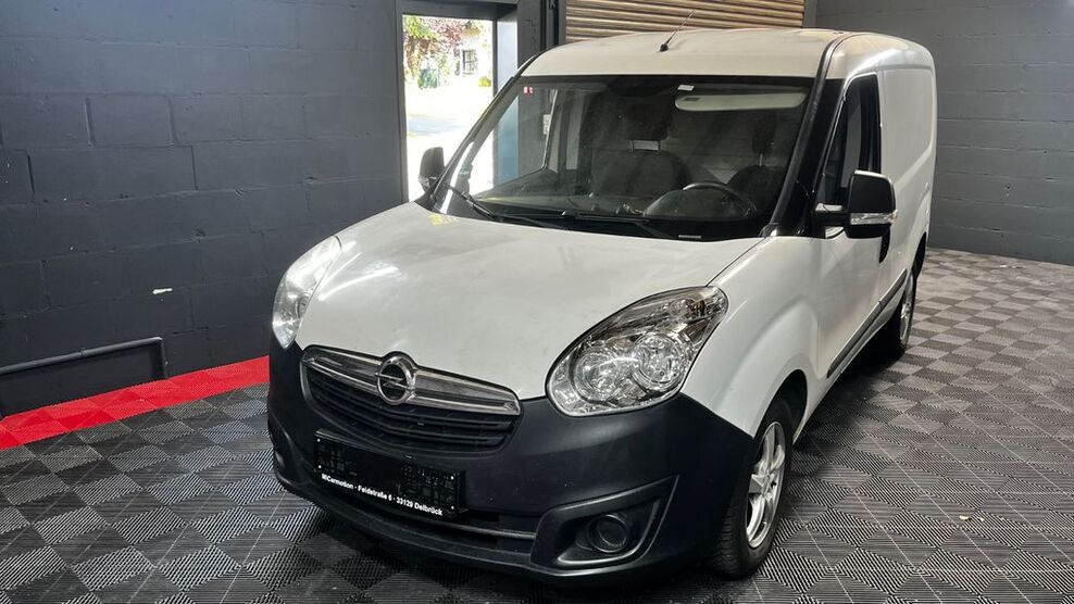Opel Combo 143.000 km 6.990 € Delbrück 33129