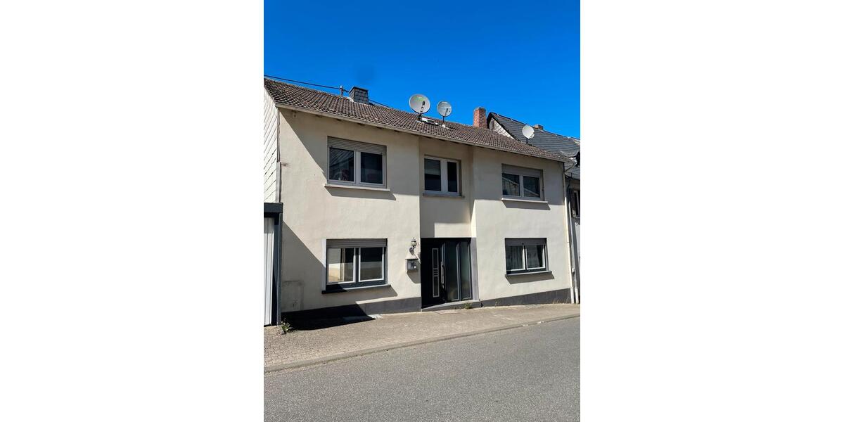 Einfamilienhaus Kirn - 7 Zimmer, 160 m&sup2;, 250.000&euro; | Angebot:27158171