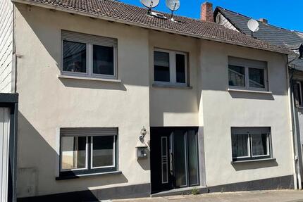 Haus Kirn - 7 Zimmer, 160 m&sup2;, 250.000&euro; | Angebot:27158171
