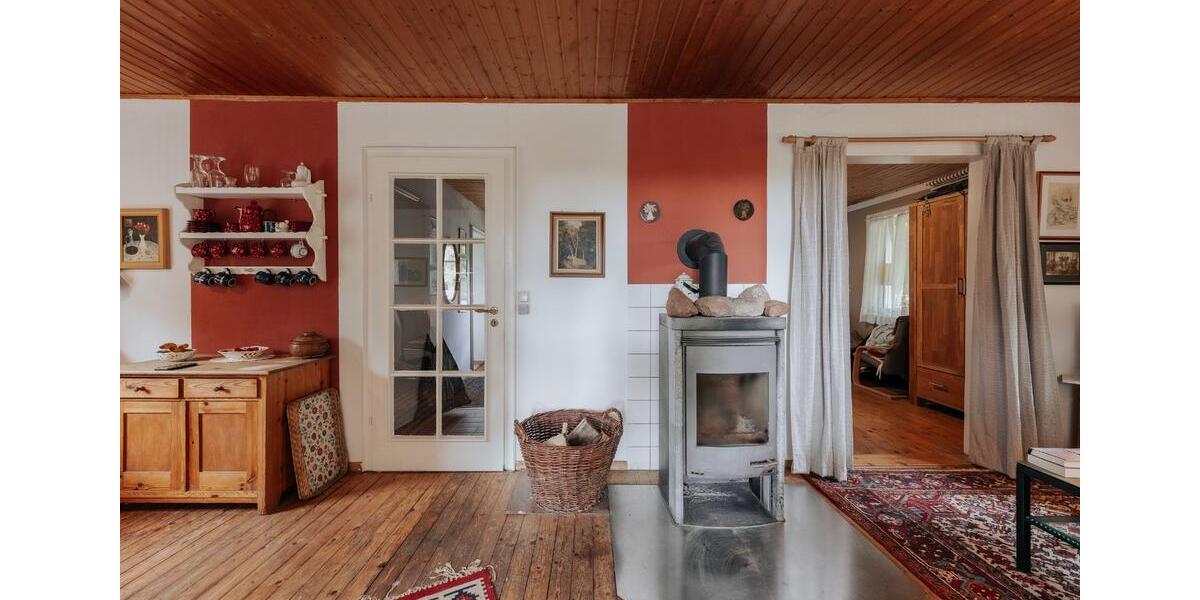 Ländliches Holzhaus Grundstücksfläche 7.000 m² 2 zimmer