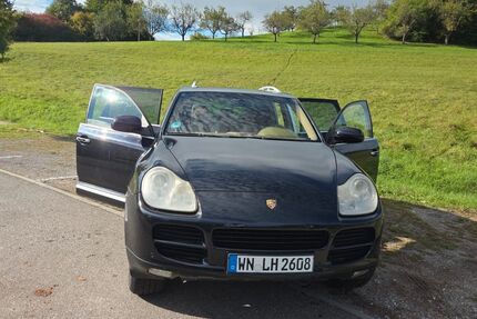 Porsche Cayenne 223.892 km 4.000 € Korb 71404