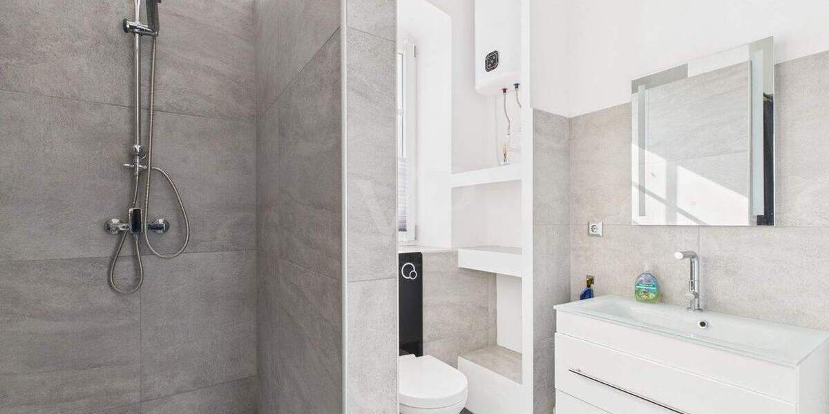 Mehrfamilienhaus, Wohnhaus Strahlungen - 6 Zimmer, 210 m&sup2;, 349.000&euro; | Angebot:25665662