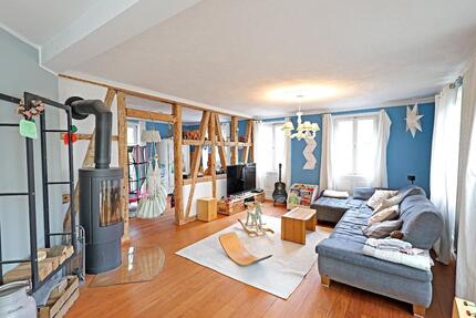 Wohnglück auf drei Etagen in beliebter Familienstraße an Comburg 10 zimmer