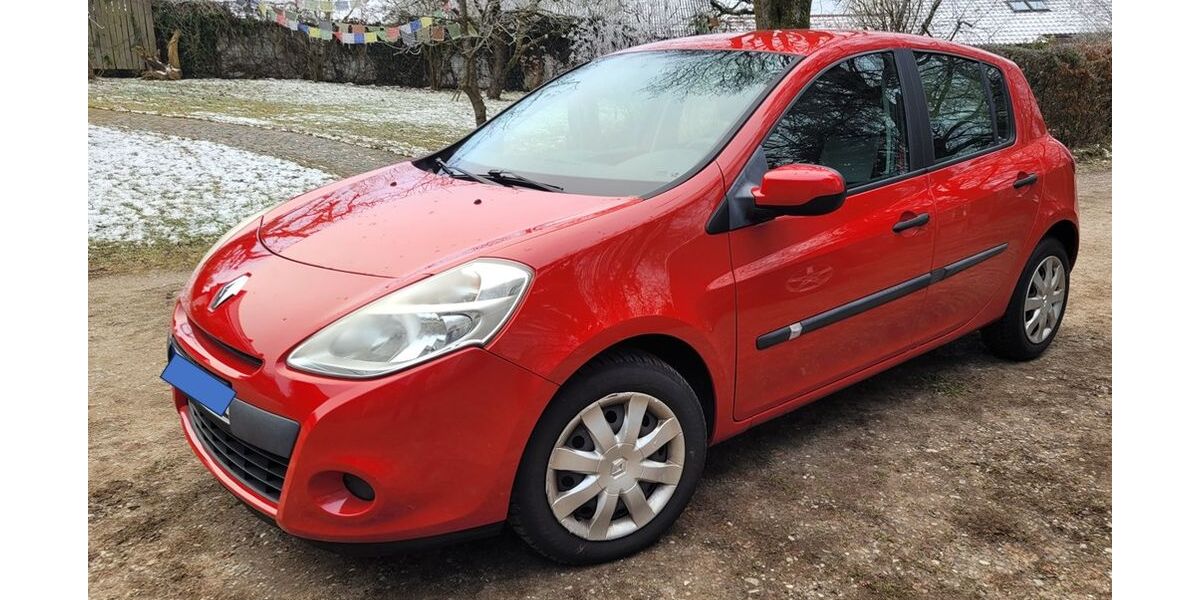 Renault Clio 111.746 km 4.500 &euro; Kumhausen 84036