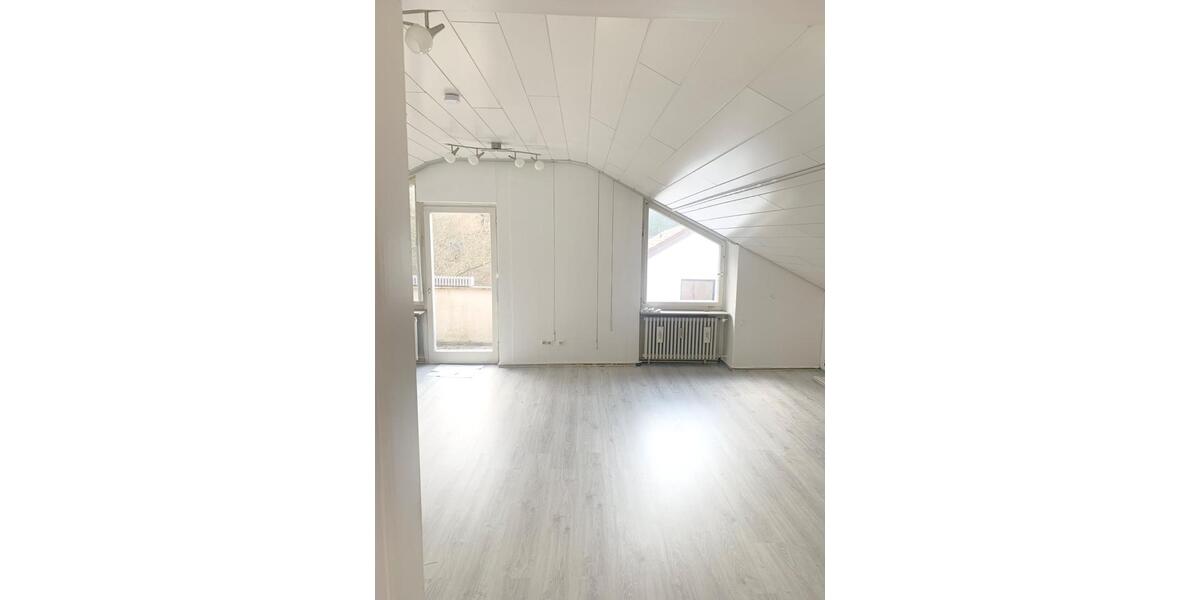 Dachgeschoßwohnung Bad Liebenzell - 1.5 Zimmer, 54 m&sup2;, 115.000&euro; | Angebot:26942472