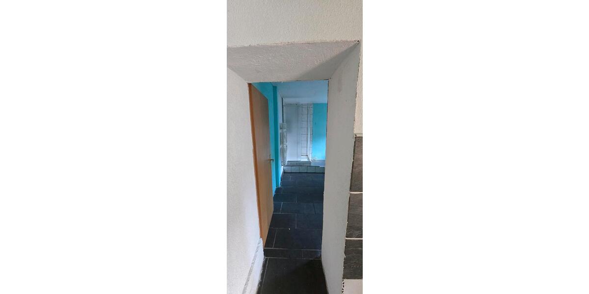 Einfamilienhaus Hohenmölsen - 3 Zimmer, 130 m&sup2;, 85.000&euro; | Angebot:26337976