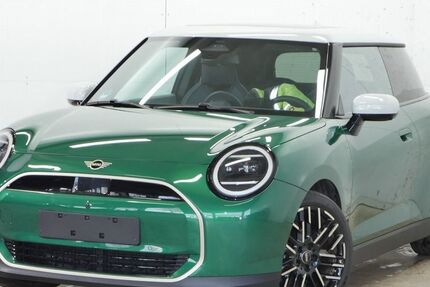 Mini Cooper E 9.300 km 27.300 &euro; Altenmarkt a.d. Alz 83352
