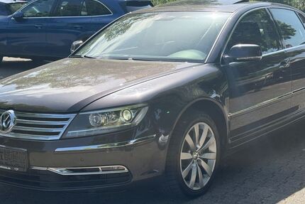 VW Phaeton 88.899 km 17.900 &euro; Rüsselsheim 65428