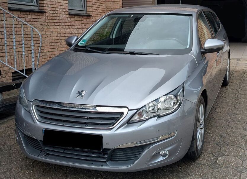 Peugeot 308 165.500 km 5.899 € Nideggen 52385