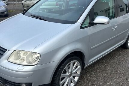 VW Touran 240.000 km 2.600 &euro; Radolfzell 78315